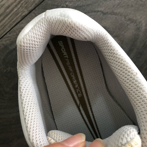 Traction at contact Nike Velcro sneakers - Picture 7 of 10